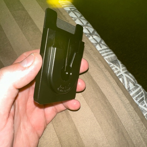 Lock-it wallet popSocket wallet - Picture 6 of 6